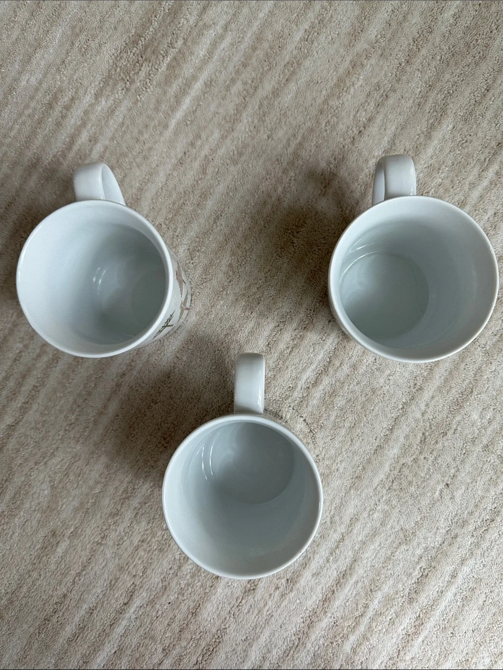 Set of 3 Crate & Barrel Julia Rothman Yule Town Christmas Tree 16 oz Mug Holiday
